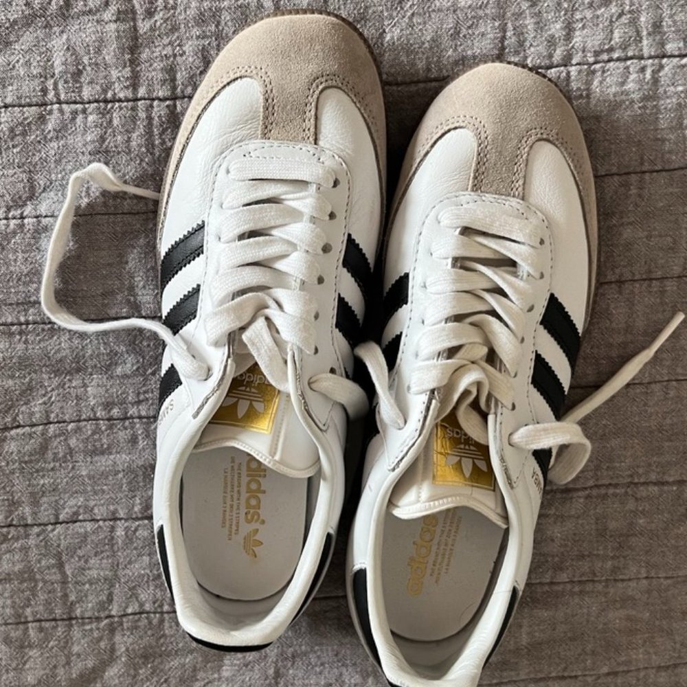 Women's Adidas Sneakers